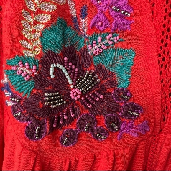 CLEARANCE FREE PEOPLE FAST TIMES EMBROIDERED BEADED FLOWY TOP RED MEDIUM - Picture 13 of 13